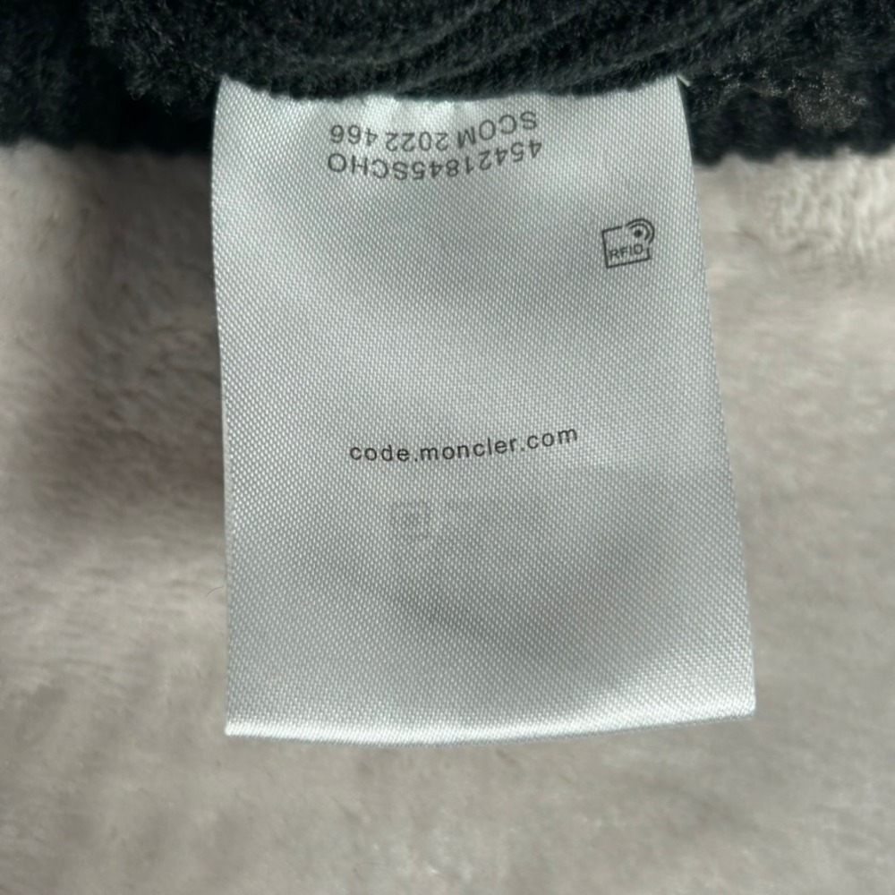 NWT Moncler Berretto Tricot 100% Wool Unisex Beanie Brand New AUTHENTIC Designer - Picture 7 of 8
